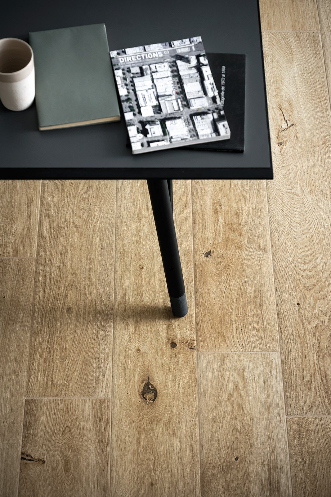 Houtlook tegel in warme tint