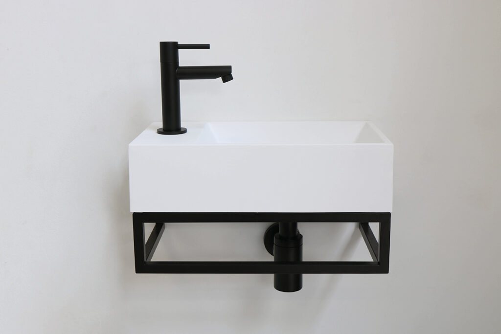 INK Contra mat wit fontein met zwart frame